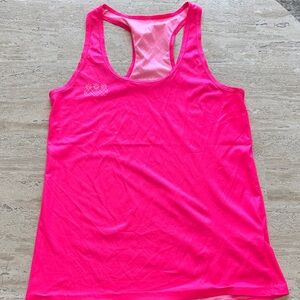 Tres Piñas Tank Top